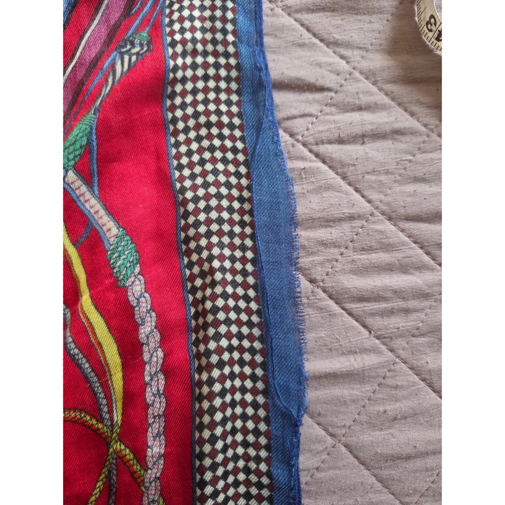 Hermes Red Twill Silk Fouets et Badines Iconic Equestrian Virginie Jamin Scarf - Picture 14 of 14